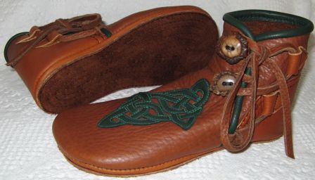 2 Button Custom Celtic Knot Handmade Earthing&nbsp;Moccasins